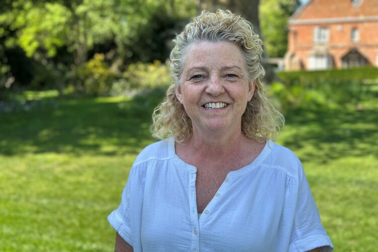 Alison Lagar